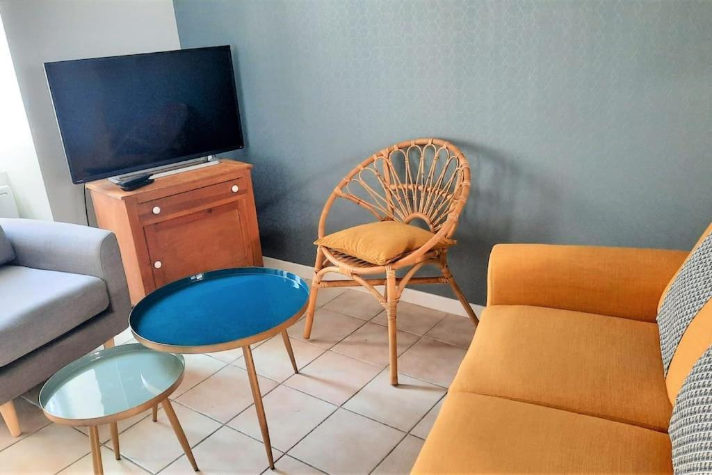 Maison De Pecheur Renovee Avec Cour Proche Du Port Ле-Сабль-д'Олонн Екстер'єр фото